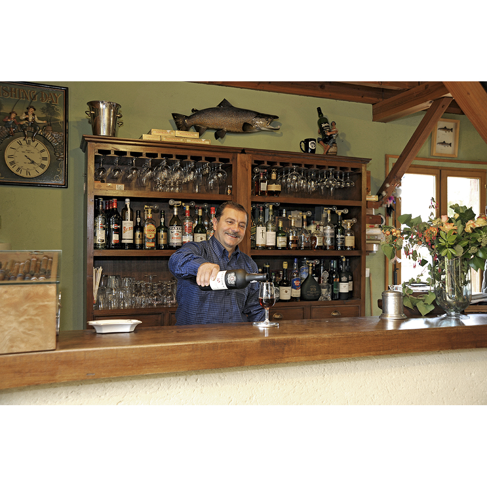 Le bar du lodge